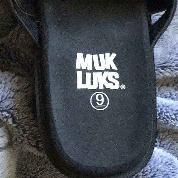 Muk Luks Sandals - Picture 3 of 6